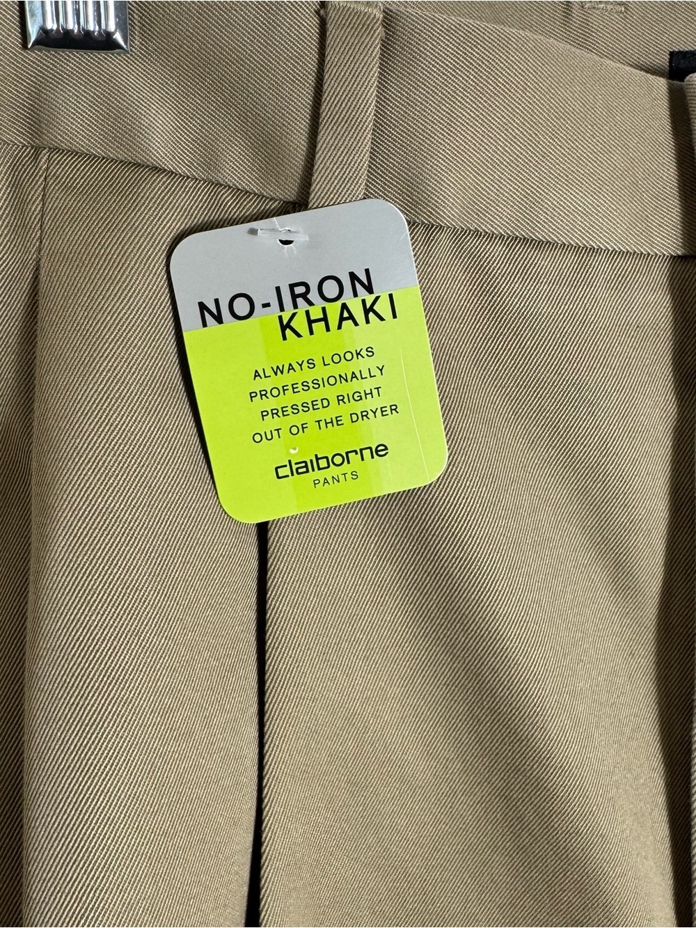 Men’s Pleated Khaki Dress Pants Cuffed Hem Office Career Trousers 40x32 - Picture 7 of 10